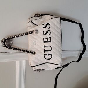 Pretty Tufted Guess Handbag With Chain Handles!